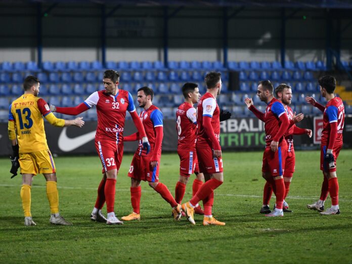 Mihai-Roman-fotbalistul-lui-FC-Botosani-propune-patru-jucatori-la-FCSB-3-scaled