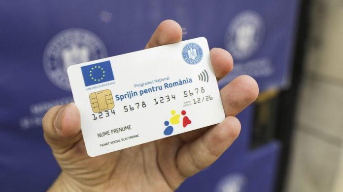 card-social
