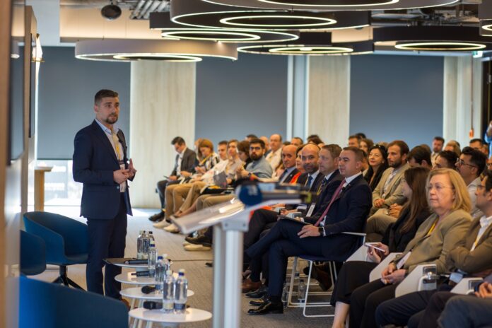 Secretarul de stat Eduard Mititelu la conferinta Inteligența Artificială - Puncte de Importanță Majoră pentru Politicile Publice din România
