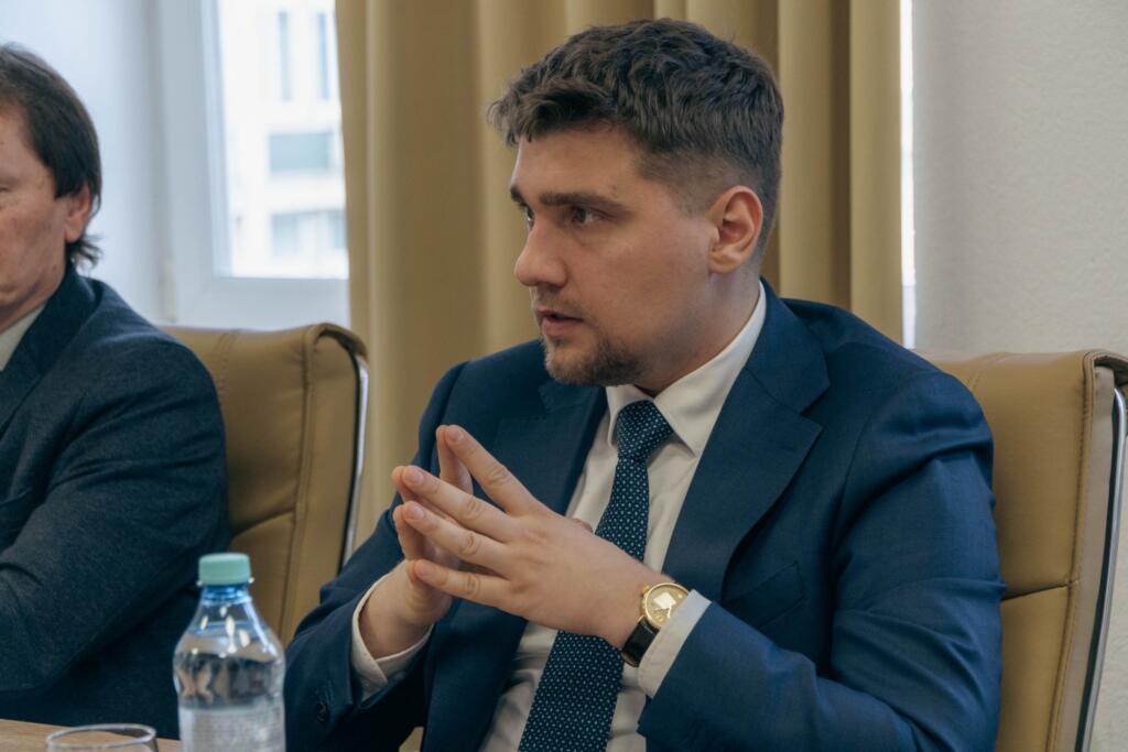”România va continua să sprijine Republica Moldova în procesul de aderare la Uniunea Europeană, inclusiv prin crearea de planuri pentru extinderea infrastructurii digitale” a declarat botoșăneanul Eduard Mititelu, Secretar de stat în cadrul MCID
