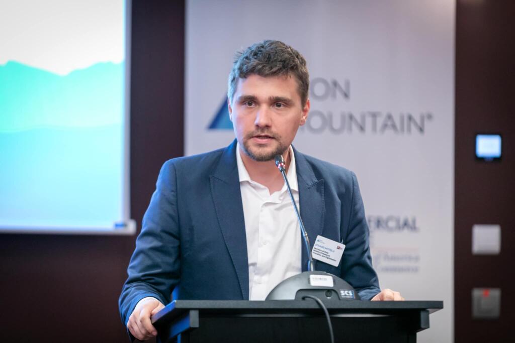 botoșăneanul Eduard Mititelu, Secretar de stat în Ministerul Cercetării, Inovării și Digitalizării, salută investițiile în digitalizare realizate de Poșta Română