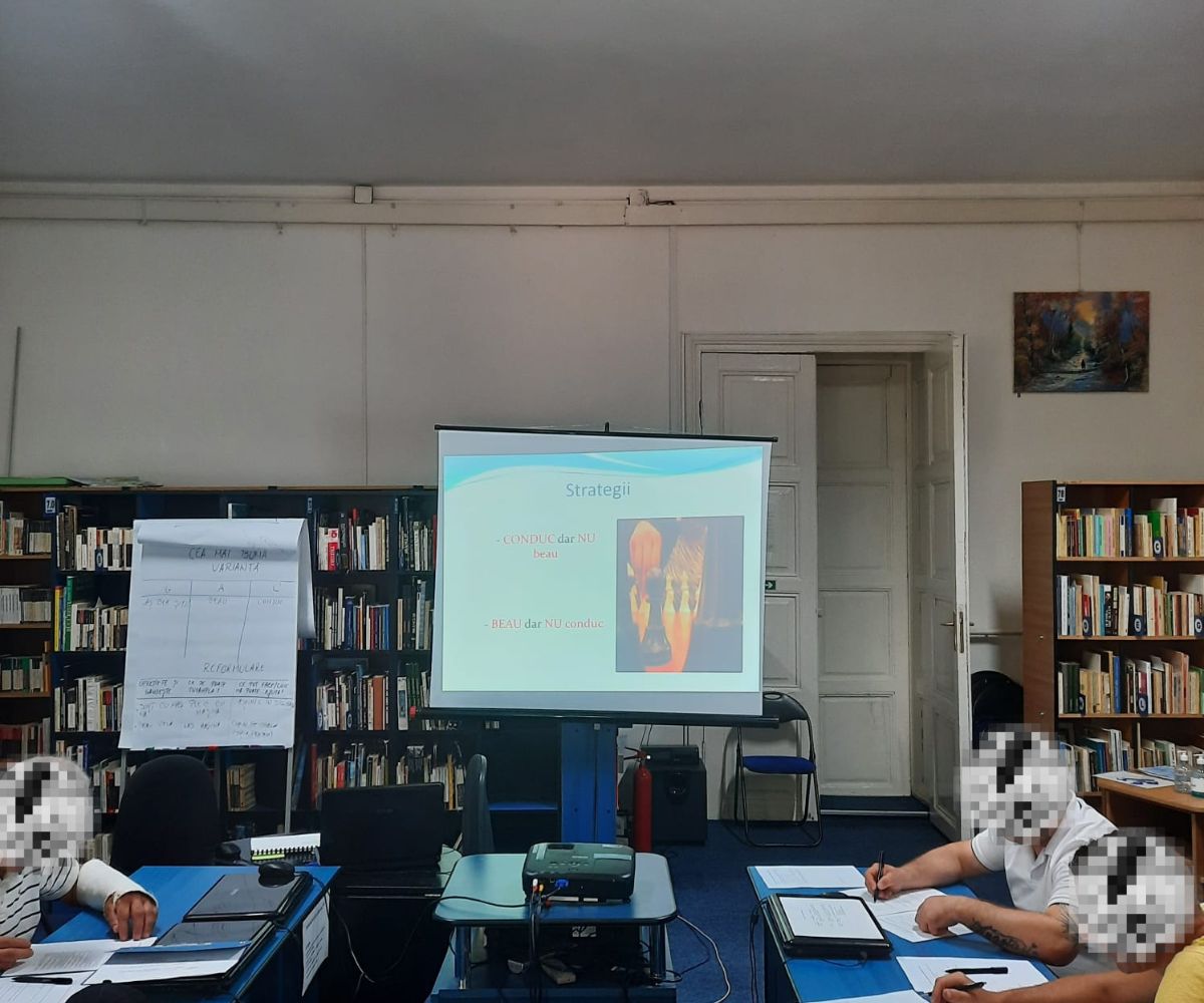 Serviciul de Probațiune Botoșani continuă seria programelor de reintegrare destinate prevenirii recidivei și creșterii siguranței rutiere