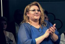 Șoșoacă s-a reales singură președinte la al doilea congres SOS