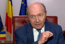 Băsescu iese la atac și afirmă că președintele Dan nu respectă Constituția. Actul fundamental al țării a ajuns acum maculatură pentru că politicienii îl interpretează în funcție de interese