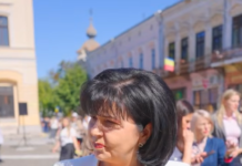 Ziua Imnului Național. Aceleași discursuri. Aceeași paradă. Aceiași oameni. (video)