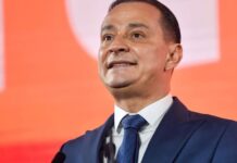 PSD-iștii nu pot decât cu avioane private👉 Obrazul subțire cu cheltuială se ține👇