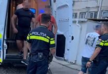 Cinci tineri din Rădăuți-Prut, reținuți după un scandal violent (Video)