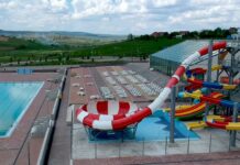 Vești bune pentru cei care merg la Cornișa! Piscina exterioară se redeschide.