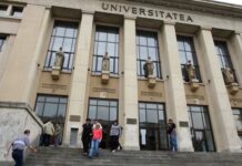Universitățile românești lipsesc din topul mondial. Producem licențiați pe bandă rulantă