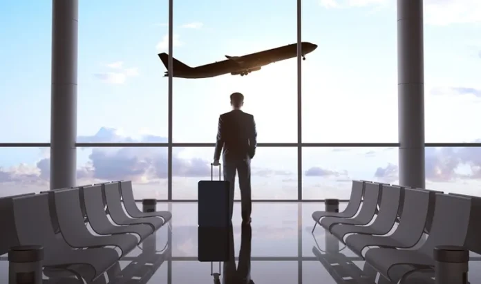 job-strainatate-aeroport-dreamstime