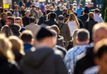 Românii nu mai au răbdare cu partidele și lupta lor pentru ciolan