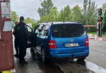 A încercat să iasă din România cu un auto radiat din circulație